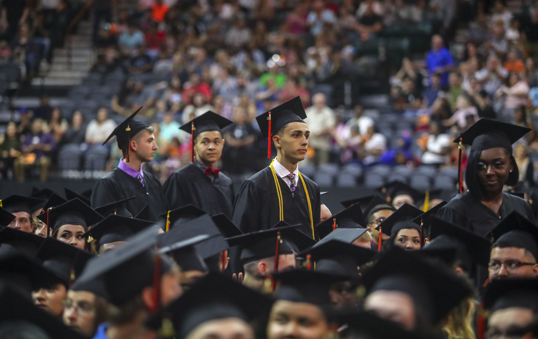 060219-mda-nws-uthsgrad-012